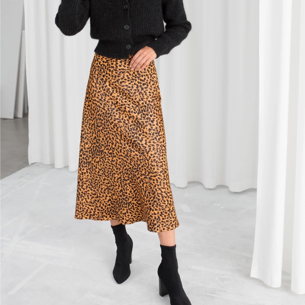 & Other Stories Leopard Print Midi Skirt in Camel and Black